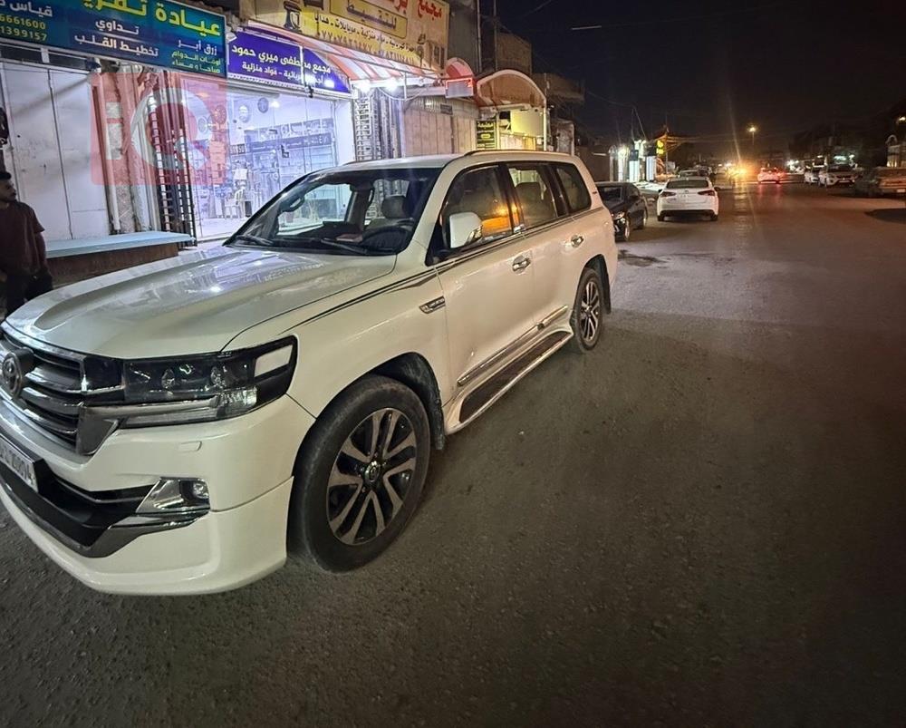 تويوتا لاندكروزر